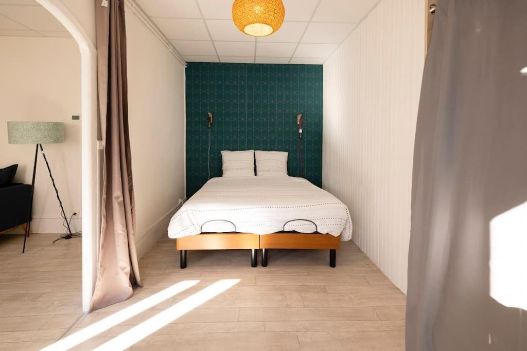 Le Cosy C - T2 Tout Equipe - Centre-Ville Gare Montlucon Ngoại thất bức ảnh
